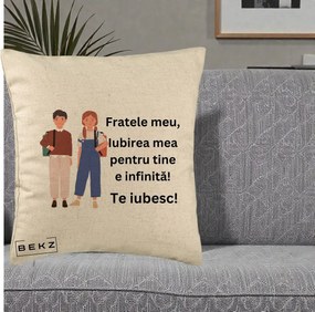 Cadou pentru Frate - Perna Personalizata Fratele Meu Te Iubesc Elevi Ilustratie Colorata, 40x40 cm, Bej, Husa Detasabila, Perna Inclusa, BEKZ®