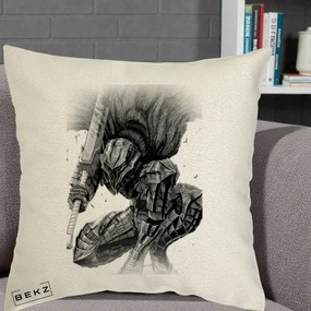 Perna Personalizata Berserk Guts Armor of Darkness Manga, 40x40 cm, Ecru, Husa Detasabila, Perna Inclusa, BEKZ®