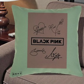 Perna Personalizata K-pop BLACKPINK Semnaturi Roz, 40x40 cm, Verde, Husa Detasabila, Perna Inclusa, BEKZ®