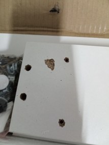 OFERTA Masă de dining neagră cu picioare albe MADO 120x80 II calitate.