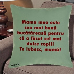 Cadou pentru Mama - Perna Personalizata Mama cea Mai Buna Bucatareasa, 40x40 cm, Verde, Husa Detasabila, Perna Inclusa, BEKZ®