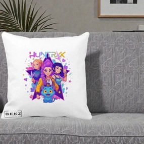 Perna Personalizata K-pop HUNTRX Trio cu Pisica Stele, 40x40 cm, Alba Mata, Husa Detasabila, Perna Inclusa, BEKZ®