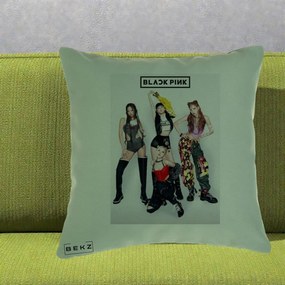 Perna Personalizata K-pop BLACKPINK Fotografie Grup Tinute Edgy, 40x40 cm, Verde, Husa Detasabila, Perna Inclusa, BEKZ®