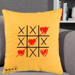 Cadou Romantic - Perna Personalizata Love Joc X si Inima cu Castigator Iubire, 40x40 cm, Galben, Husa Detasabila, Perna Inclusa, BEKZ®