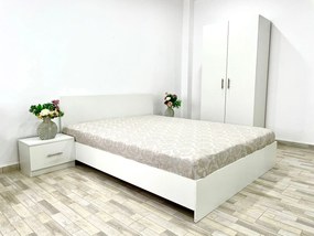 Dormitor Combi, culoare alb, cu pat standard 140 x 200 cm, dulap cu 2 usi 90 cm si 2 noptiere