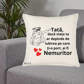 Cadou pentru Tata - Perna Personalizata Tata Nemuritor Supererou cu Masca, 40x40 cm, Crem Reliefat, Husa Detasabila, Perna Inclusa, BEKZ®