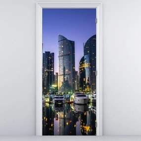 Fototapet pentru ușă - Iahturi și zgârie-nori (95x205cm)