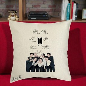 Perna Personalizata K-pop BTS Autografe Toti Membrii cu Fotografie, 40x40 cm, Ecru, Husa Detasabila, Perna Inclusa, BEKZ®