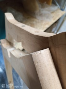 PROMOTIE Scaun albastru DAREN NORI VELVET cu picioare din lemn de fag II. calitate