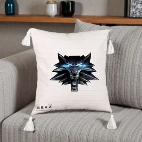 Perna Decorativa The Witcher Wolf Head, 40x40 cm, Bej cu Franjuri, Husa Detasabila, Perna Inclusa, BEKZ®
