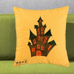 Perna Decorativa Halloween Casa Bantuita Minimalista, 40x40 cm, Galben, Husa Detasabila, Perna Inclusa, BEKZ®