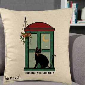 Perna Decorativa Judging You Silently Pisica Geam, 40x40 cm, Bej, Husa Detasabila, Perna Inclusa, BEKZ®