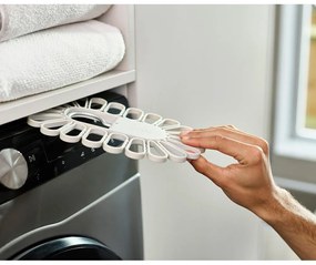 Uscător de rufe bej suspendat Petal – Joseph Joseph