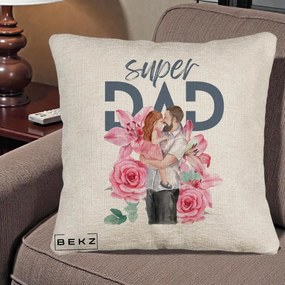 Cadou pentru Tata - Perna Personalizata Super Dad Tata cu Fetita si Flori, 40x40 cm, Bej Canapea, Husa Detasabila, Perna Inclusa, BEKZ®