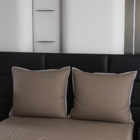 Lenjerie de pat din microfibra LACELLE maro inchis Dimensiune lenjerie de pat: 70 x 80 cm | 140 x 200 cm