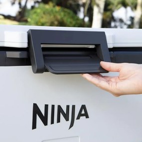 Lada frigorifica Ninja FrostVault FB151EUWH, 47 l, Pasiva, 80 doze, Pastreaza gheata pana la 6 zile, Compartiment uscat, Alba