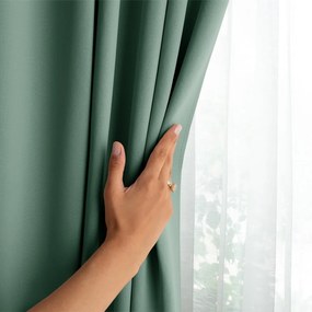 Draperie verde-deschis termoizolantă/dimout (semi-opacă) 140x270 cm Kierra – Restilo