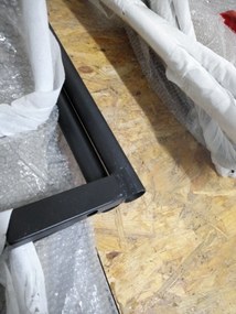 OFERTA Scaun de bar ARCETO VELVET cu picioare negre, bej Calitatea a II-a