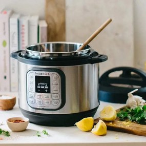 Multicooker Instant Pot 8 113006101, 1200W, 7.6 L, Vas otel inoxidabil, 13 programe, Pentru 8-12 portii, Functie Set and forget, Argintiu/Negru