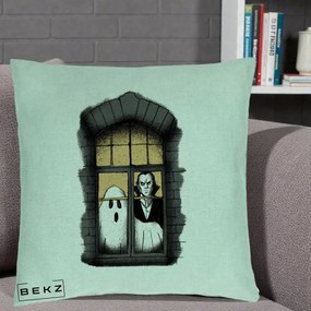 Perna Decorativa Halloween Fantoma si Dracula la Fereastra, 40x40 cm, Verde Menta, Husa Detasabila, Perna Inclusa, BEKZ®