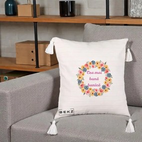 Cadou pentru Bunica - Perna Personalizata Cea Mai Buna Bunica Coronita Flori Multicolore, 40x40 cm, Bej cu Franjuri, Husa Detasabila, Perna Inclusa, BEKZ®