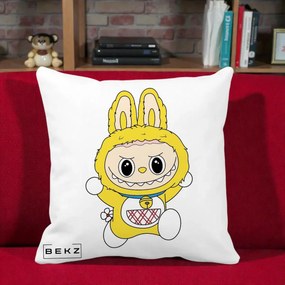 Perna Personalizata Labubu Galben Doraemon, 40x40 cm, Alba Mata, Husa Detasabila, Perna Inclusa, BEKZ®