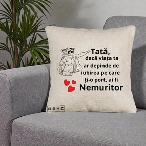 Cadou pentru Tata - Perna Personalizata Tata Nemuritor Supererou cu Masca, 40x40 cm, Bej Canapea, Husa Detasabila, Perna Inclusa, BEKZ®