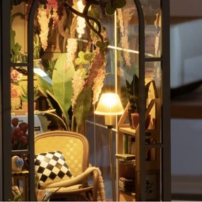 Suport de cărți LED Robotime puzzle 3D alee cu cireși japonezi 2xAAA