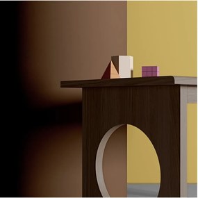 Birou Woodman Bau, maro