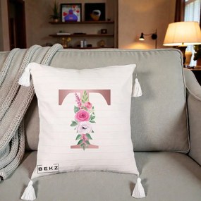 Cadou Personalizat - Perna Personalizata Monograma Rose Gold Litera T, 40x40 cm, Bej cu Franjuri, Husa Detasabila, Perna Inclusa, BEKZ®