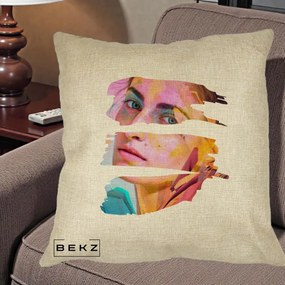 Perna Decorativa Portret Femeie Fragmentat Colorat, 40x40 cm, Crem, Husa Detasabila, Perna Inclusa, BEKZ®