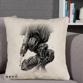 Perna Personalizata Berserk Guts Armor of Darkness Manga, 40x40 cm, Bej Canapea, Husa Detasabila, Perna Inclusa, BEKZ®