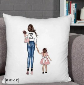 Cadou pentru Mama - Perna Personalizata Mom of Girls Mama cu Fetele, 40x40 cm, Alb Pufos, Husa Detasabila, Perna Inclusa, BEKZ®
