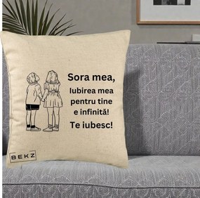 Cadou pentru Sora - Perna Personalizata Sora Mea Te Iubesc Copii Tinand Maini Line Art, 40x40 cm, Bej, Husa Detasabila, Perna Inclusa, BEKZ®