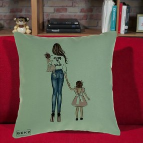 Cadou pentru Mama - Perna Personalizata Mom of Girls Mama cu Fetele, 40x40 cm, Verde, Husa Detasabila, Perna Inclusa, BEKZ®