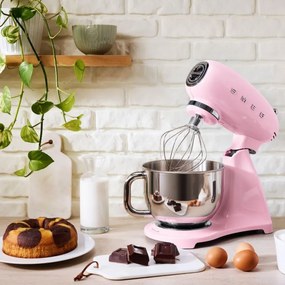 Mixer planetar SMEG SMF03PKEU, 800 W, 4,8 l, 10 viteze, Functie de pornire treptata, Roz