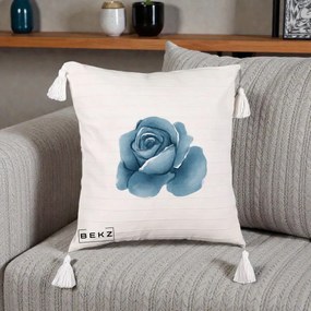 Perna Decorativa Trandafir Albastru Acuarela, 40x40 cm, Bej cu Franjuri, Husa Detasabila, Perna Inclusa, BEKZ®