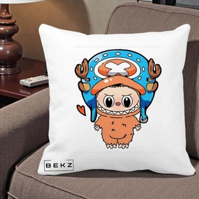 Perna Personalizata Labubu x Tony Tony Chopper, 40x40 cm, Alba Mata, Husa Detasabila, Perna Inclusa, BEKZ®