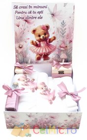 Trusou botez personalizat cu 8 piese - Ursulet Roz - SPB-108