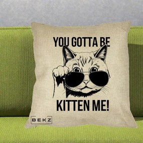 Perna Decorativa You Gotta Be Kitten Me!, 40x40 cm, Crem, Husa Detasabila, Perna Inclusa, BEKZ®