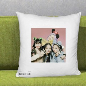 Perna Personalizata K-pop BLACKPINK Accesorii Haioase, 40x40 cm, Alb Pufos, Husa Detasabila, Perna Inclusa, BEKZ®