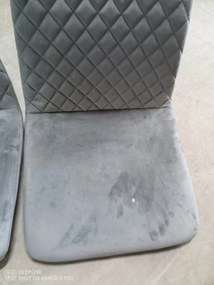 Reducere Scaun gri IRYS Velvet cu picioare negre II. calitate