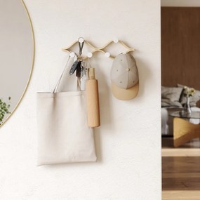 Cuier de perete în culoare naturală din lemn de arbore de cauciuc Montage – Umbra