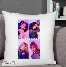 Perna Personalizata K-pop BLACKPINK Poster Colaj 4 Membre Violet Roz, 40x40 cm, Alb Pufos, Husa Detasabila, Perna Inclusa, BEKZ®