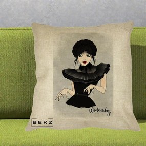 Perna Personalizata Wednesday Addams Portret Gotic, 40x40 cm, Crem, Husa Detasabila, Perna Inclusa, BEKZ®