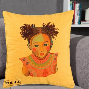 Perna Decorativa Fetita Vesela Portret Colorat, 40x40 cm, Galben, Husa Detasabila, Perna Inclusa, BEKZ®