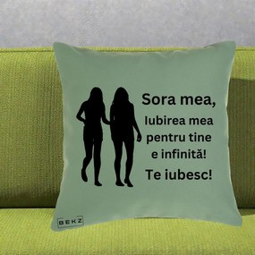 Cadou pentru Sora - Perna Personalizata Sora Mea Te Iubesc Siluete Negre Tinand Maini, 40x40 cm, Verde, Husa Detasabila, Perna Inclusa, BEKZ®