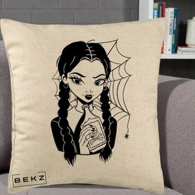 Perna Personalizata Wednesday cu Panza de Paianjen, 40x40 cm, Bej, Husa Detasabila, Perna Inclusa, BEKZ®