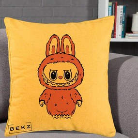 Perna Personalizata Labubu Roz Solo, 40x40 cm, Galben, Husa Detasabila, Perna Inclusa, BEKZ®