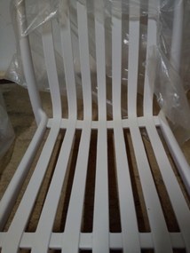 REDUCERE Scaun din plastic TREGO, alb, calitatea a II-a